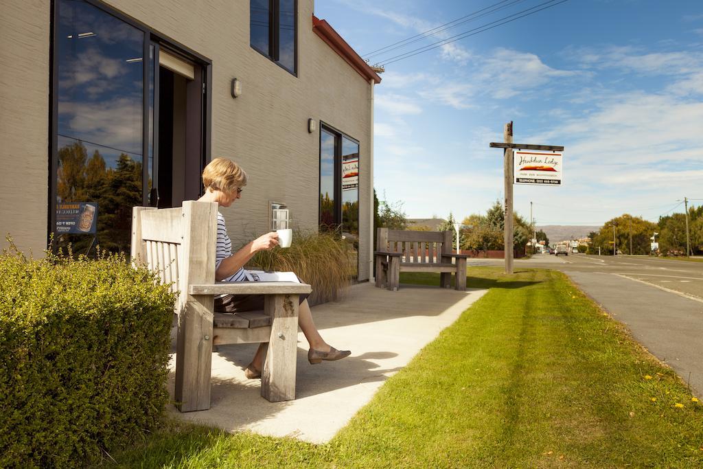 Hawkdun Lodge Motel Ranfurly Экстерьер фото