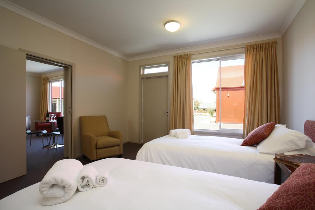Hawkdun Lodge Motel Ranfurly Номер фото